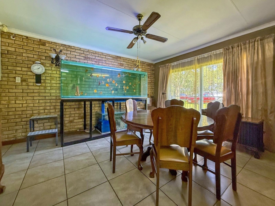 4 Bedroom Property for Sale in Wilgeboom A H North West
